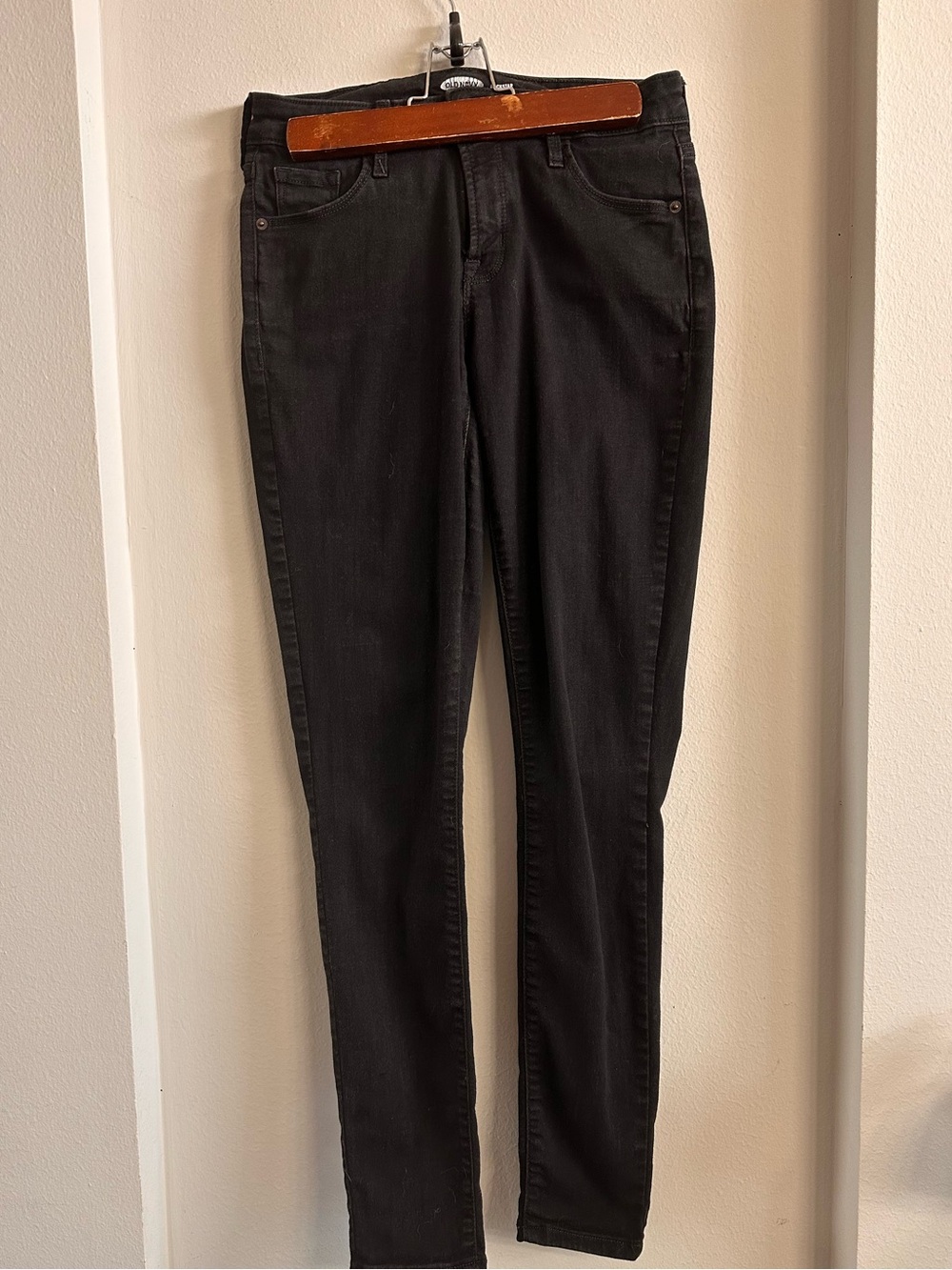 Old Navy Black Women's Jeans - Classic Stretch size 6 Long